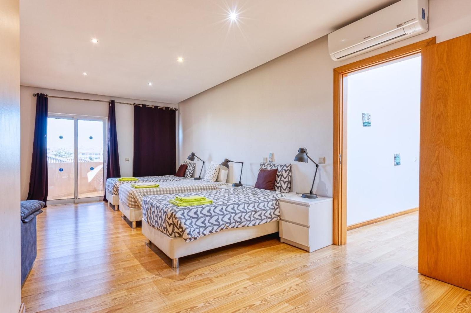 Full Private 300Sqm Villa Jacuzzi Heated Pool Ideal & Quiet Location Albufeira Exteriér fotografie