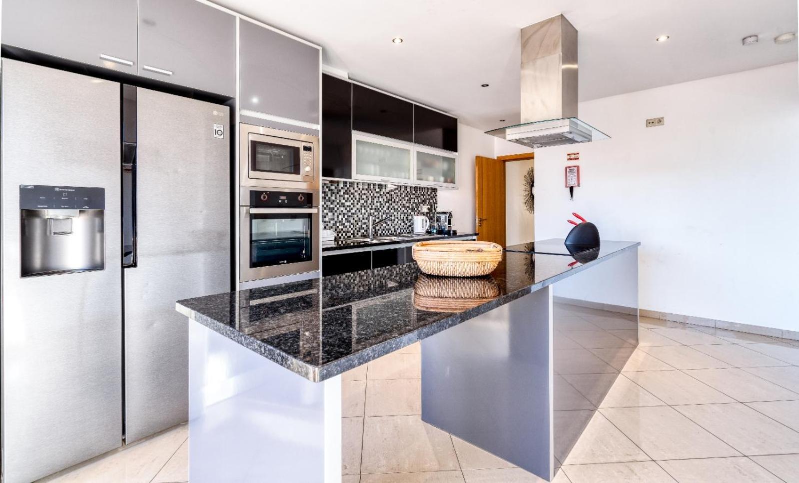 Full Private 300Sqm Villa Jacuzzi Heated Pool Ideal & Quiet Location Albufeira Exteriér fotografie