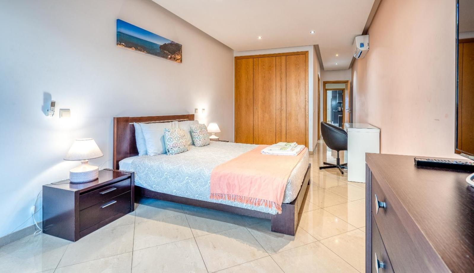 Full Private 300Sqm Villa Jacuzzi Heated Pool Ideal & Quiet Location Albufeira Exteriér fotografie