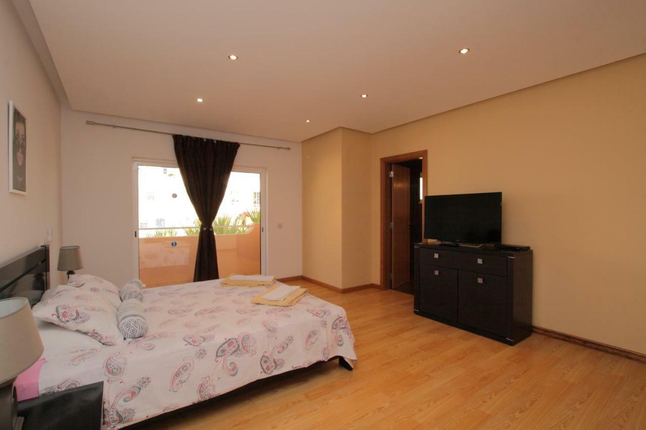 Full Private 300Sqm Villa Jacuzzi Heated Pool Ideal & Quiet Location Albufeira Exteriér fotografie